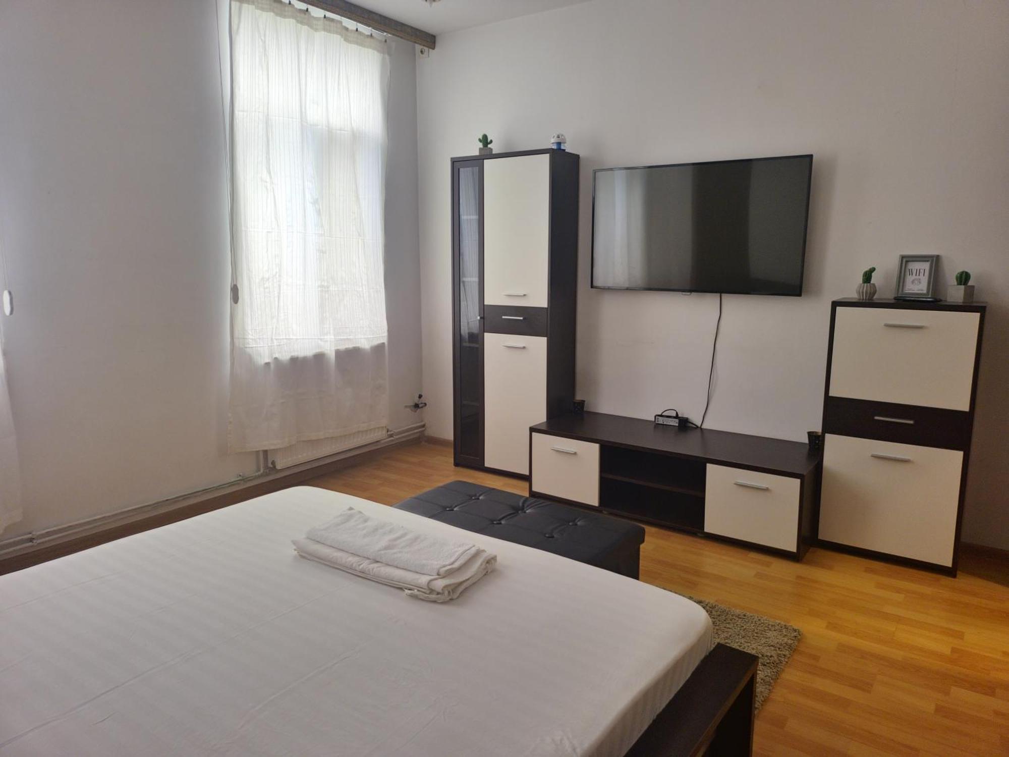 Aparthotel Yanis Bucarest Esterno foto